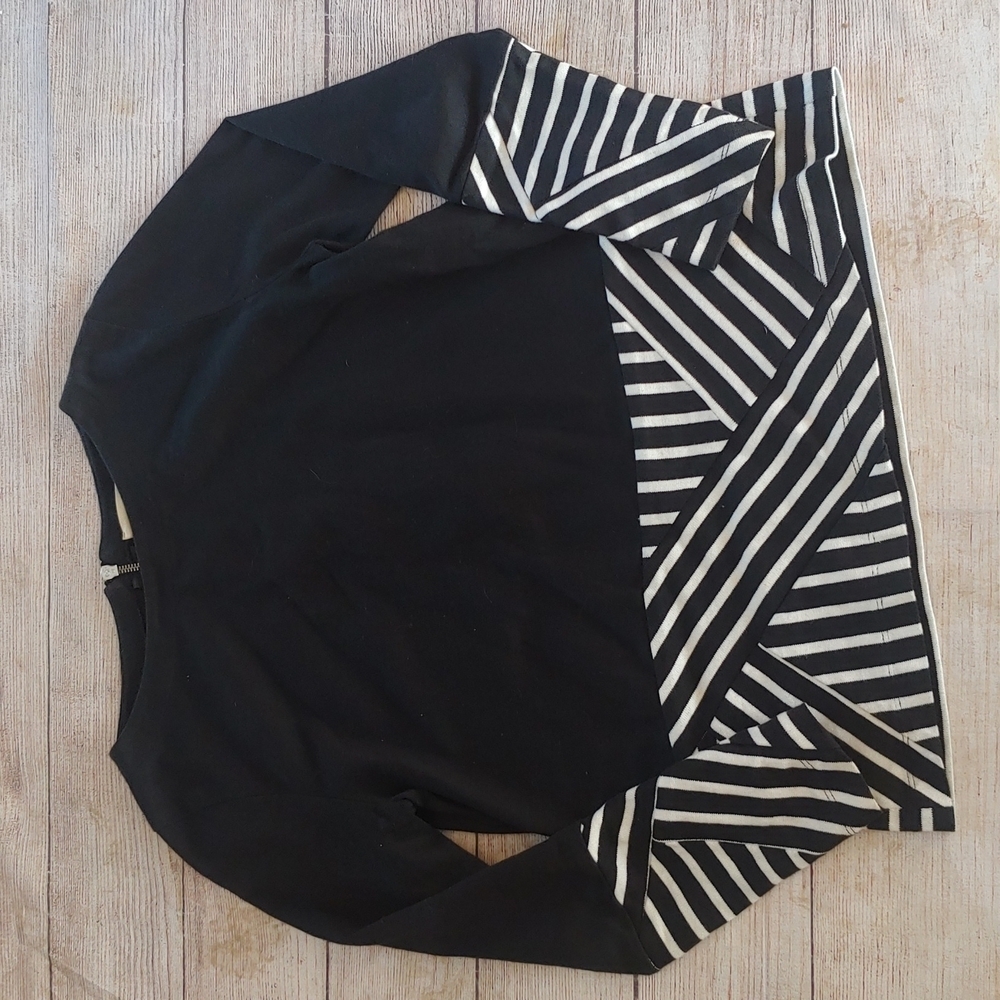 Boy. by Band of Outsiders Black Geometric Stripe Top – Size 1 (Small) - Picture 2 of 7
